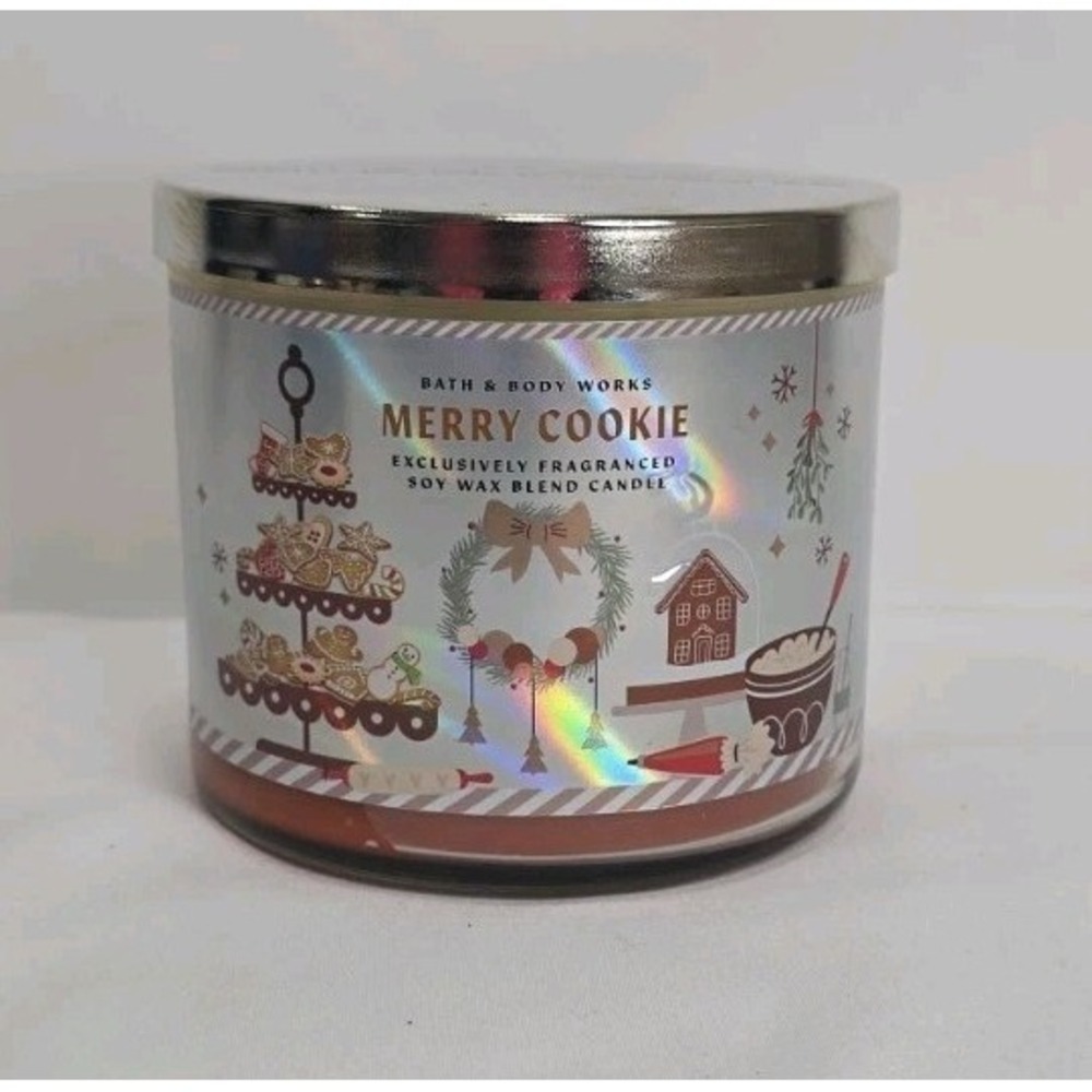 Bath & Body Works "Merry Cookie" 3-Wick Candle 14.5oz